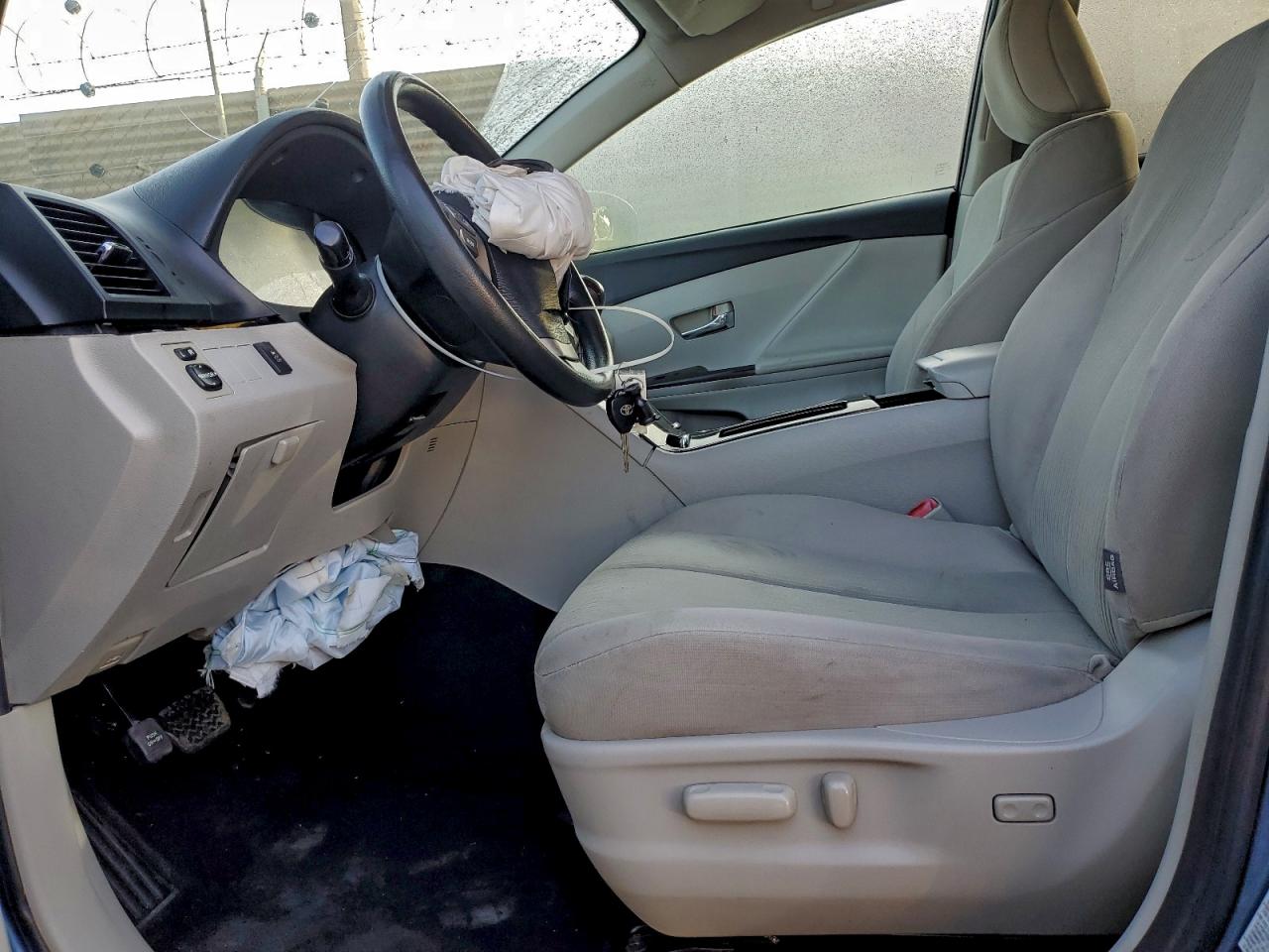 2010 TOYOTA VENZA