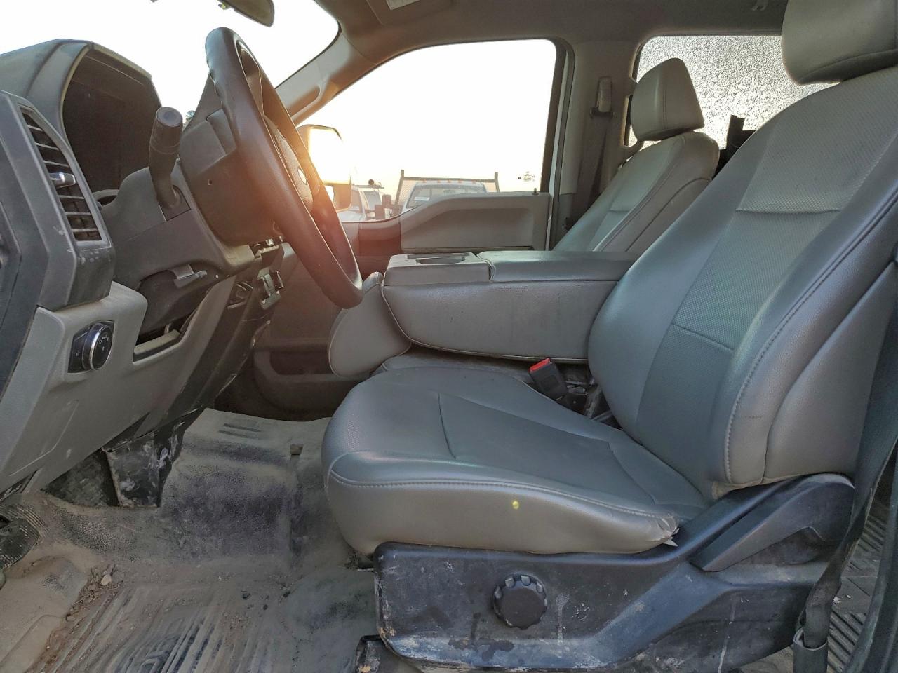 2021 FORD F350