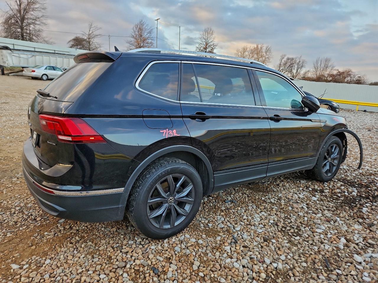 2023 VOLKSWAGEN TIGUAN