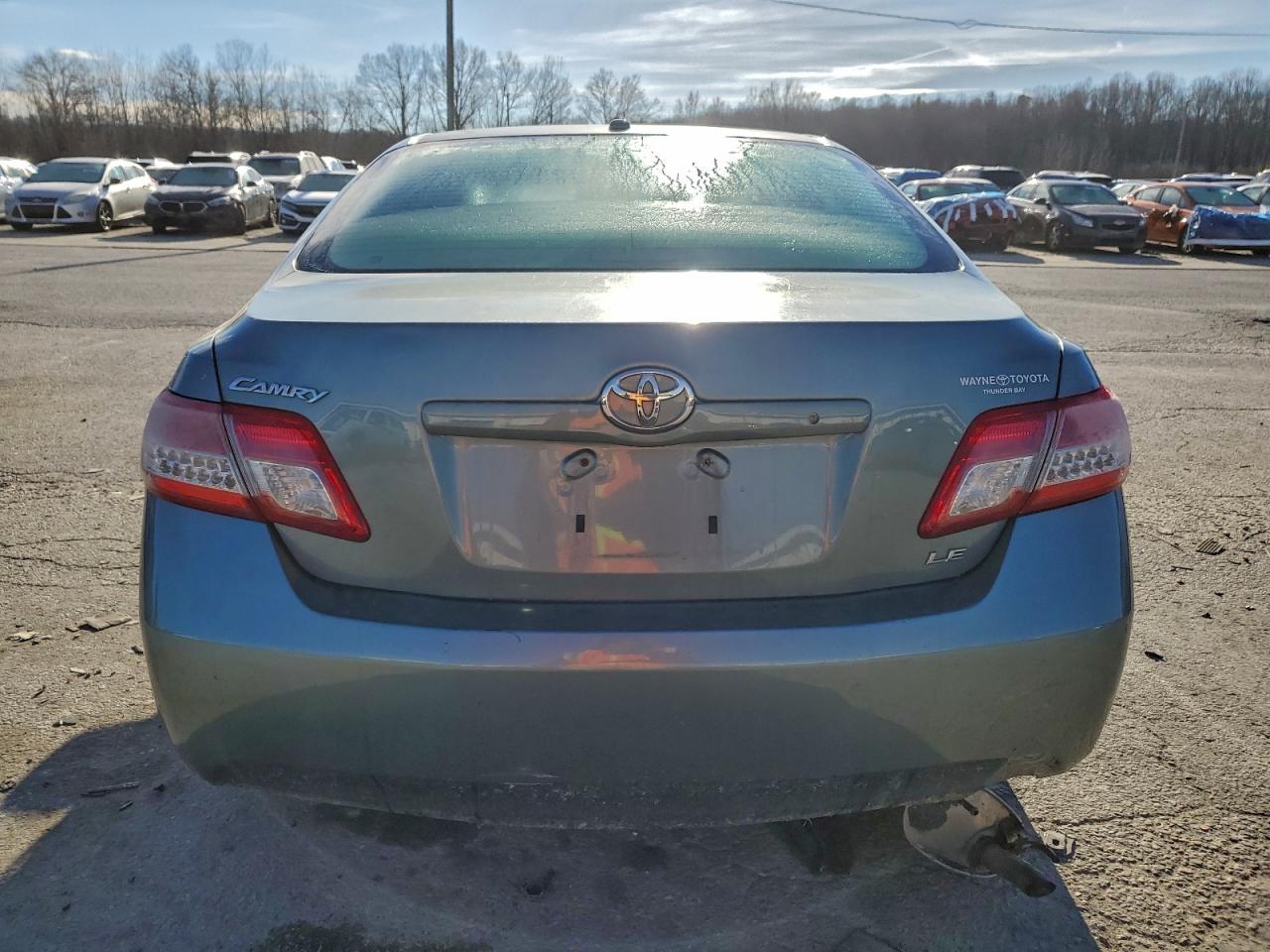 2011 TOYOTA CAMRY