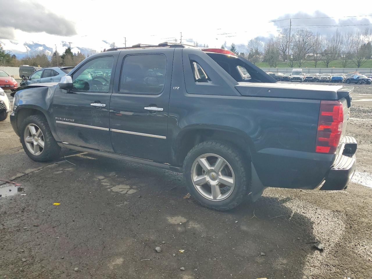 2011 CHEVROLET AVALANCHE