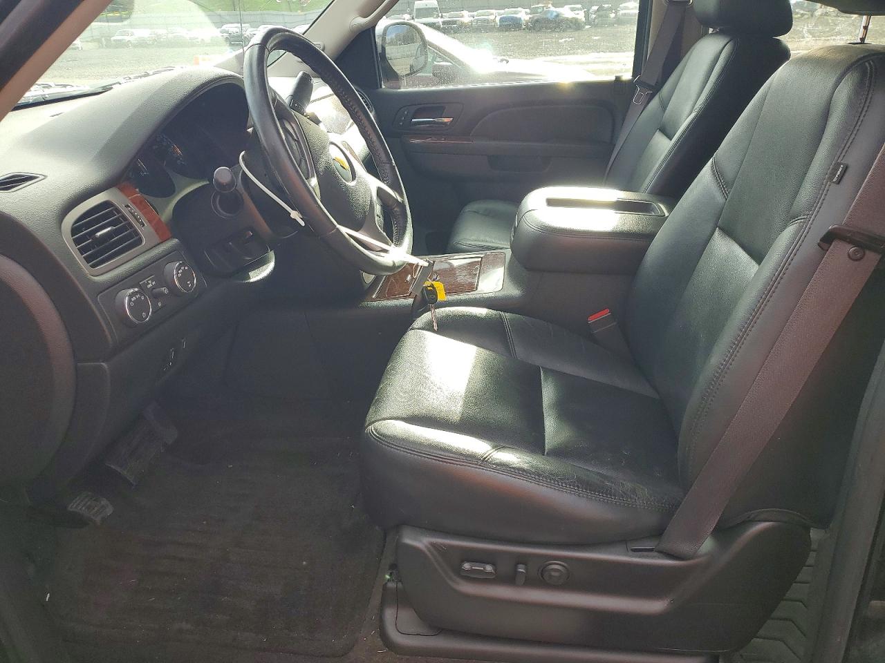 2011 CHEVROLET AVALANCHE