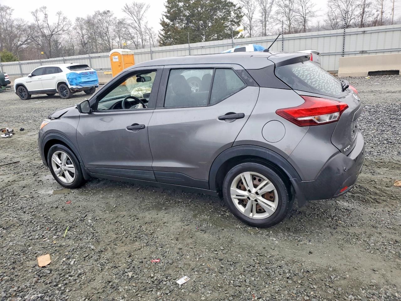 2020 NISSAN KICKS