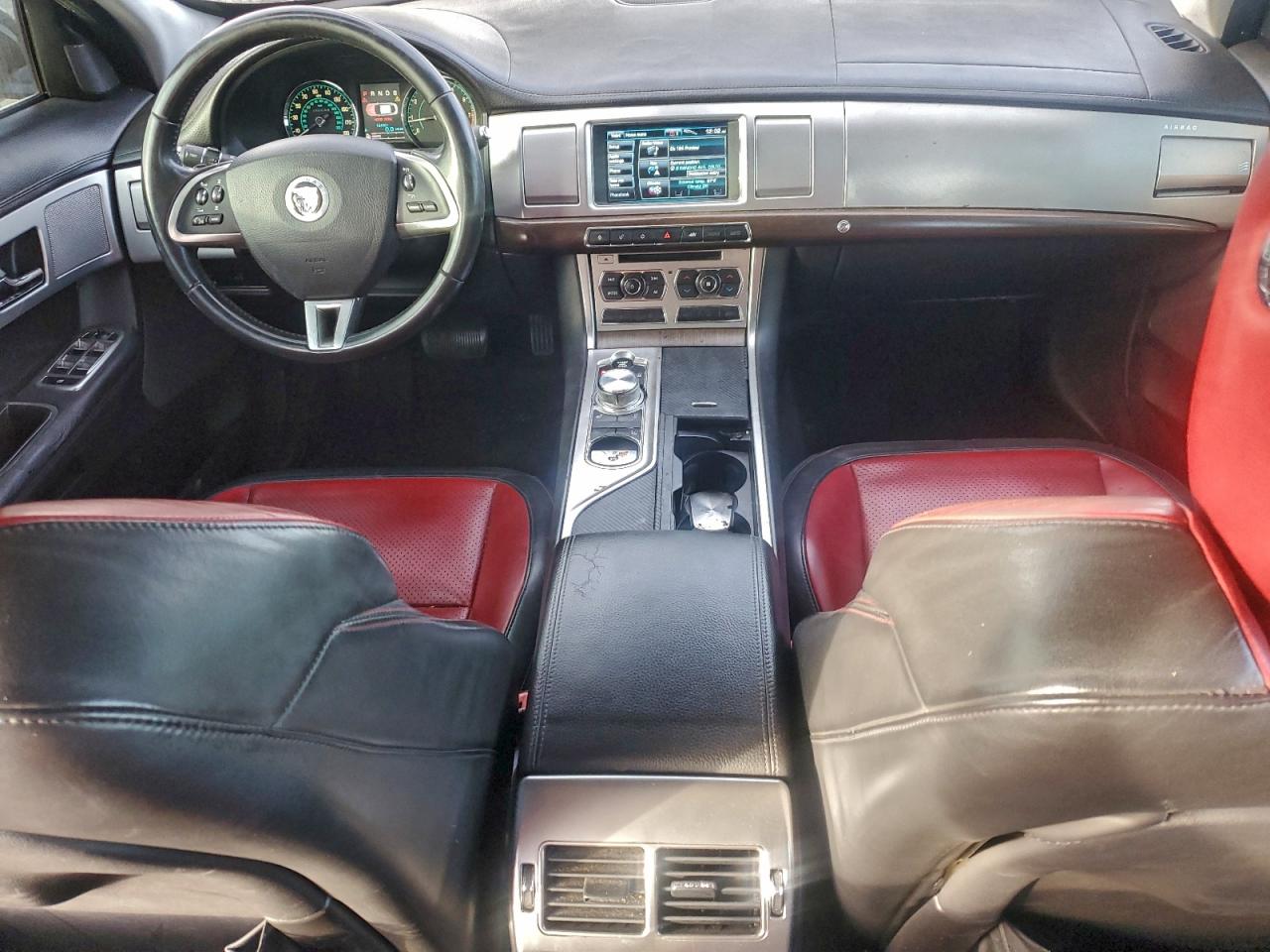 2012 JAGUAR XF