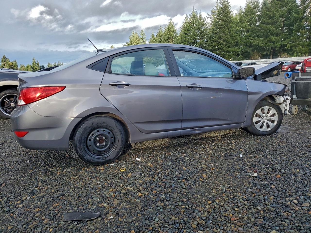 2015 HYUNDAI ACCENT