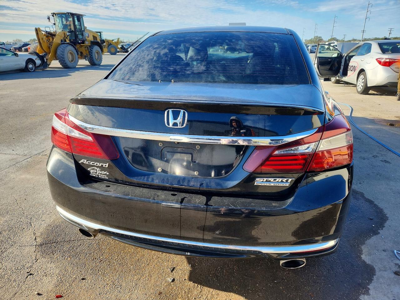 2017 HONDA ACCORD