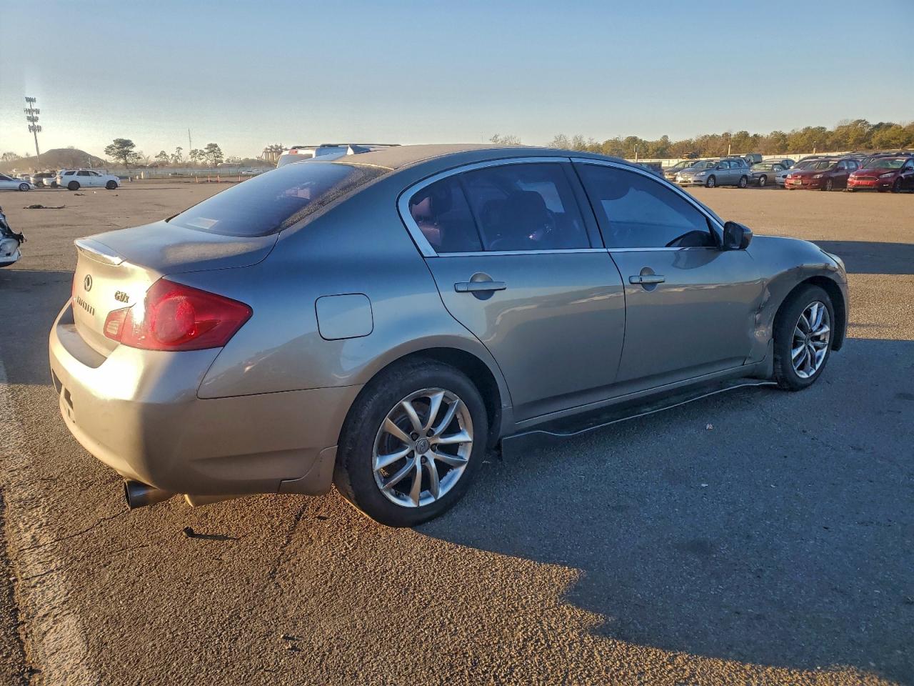 2009 INFINITI G37