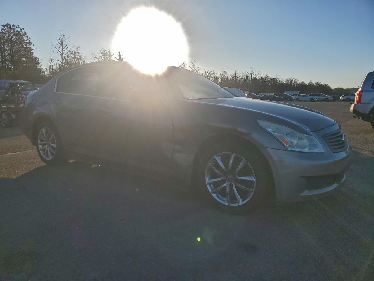 2009 INFINITI G37