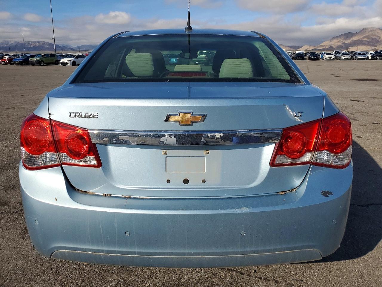 2011 CHEVROLET CRUZE