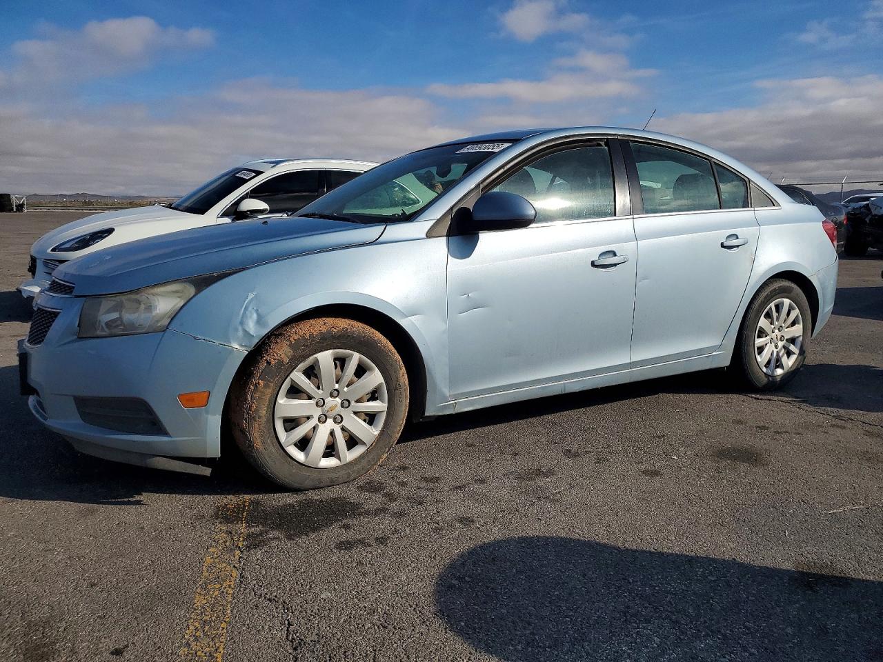 2011 CHEVROLET CRUZE