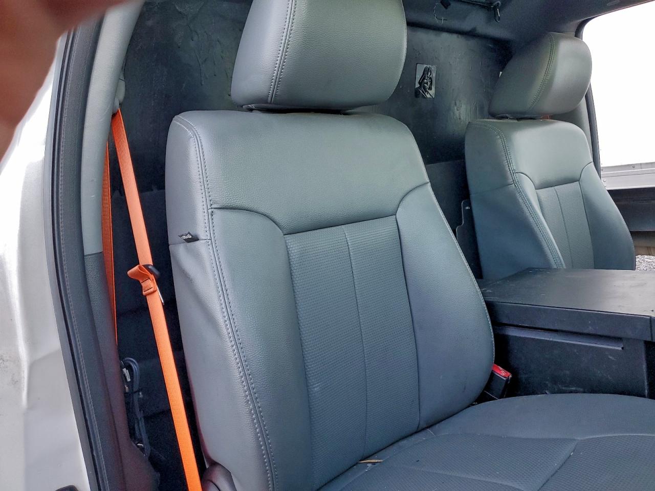 2013 FORD F350