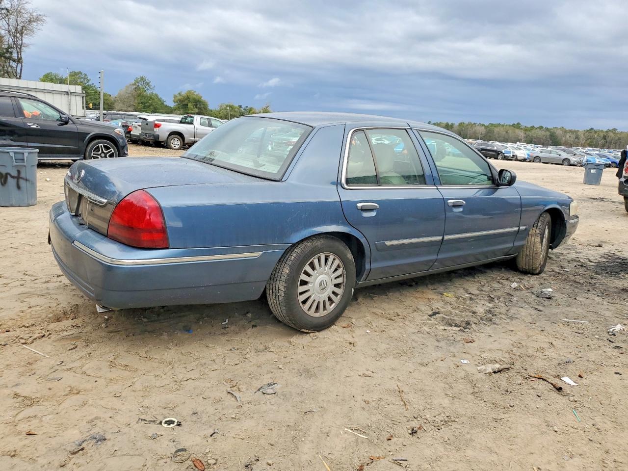 2008 MERCURY GRMARQUIS