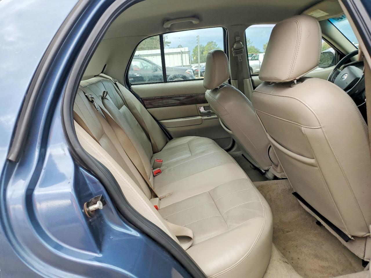 2008 MERCURY GRMARQUIS