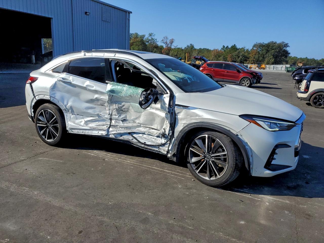 2025 INFINITI QX55 LUXE