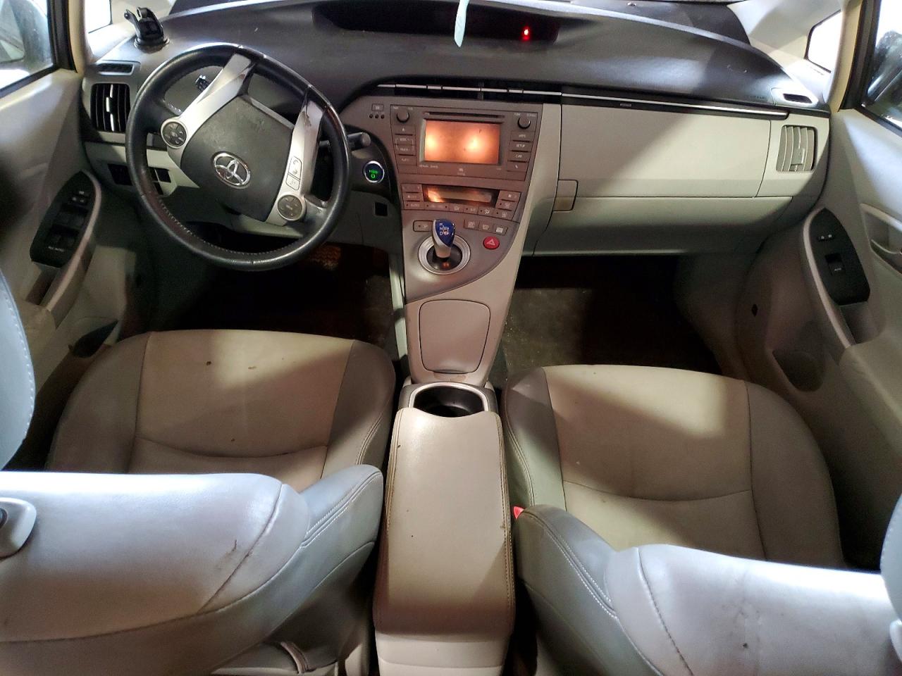 2013 TOYOTA PRIUS