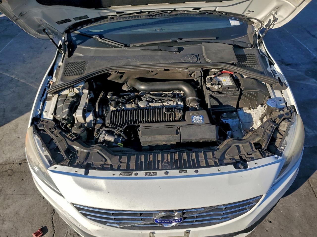 2014 VOLVO S60