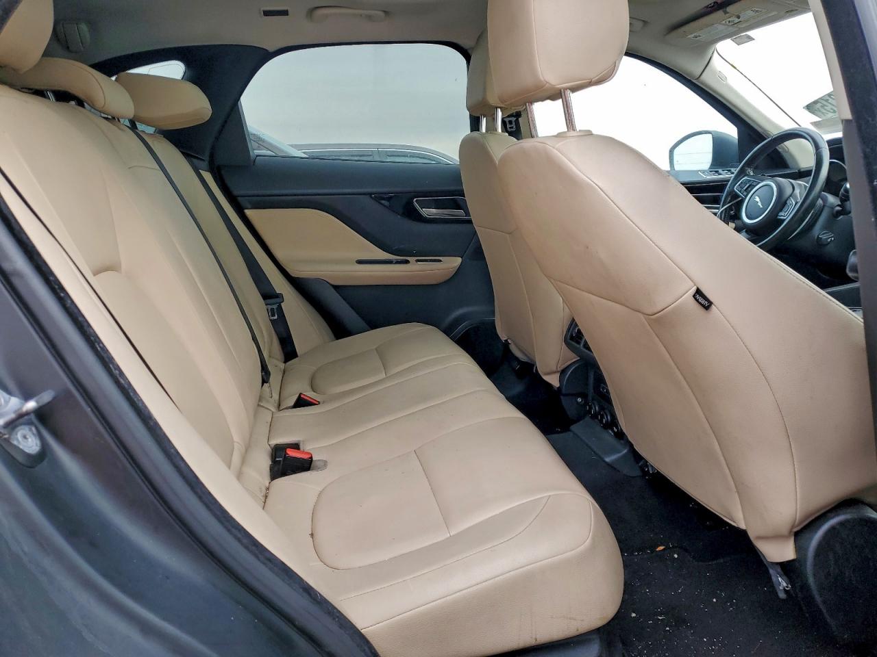 2017 JAGUAR F-PACE