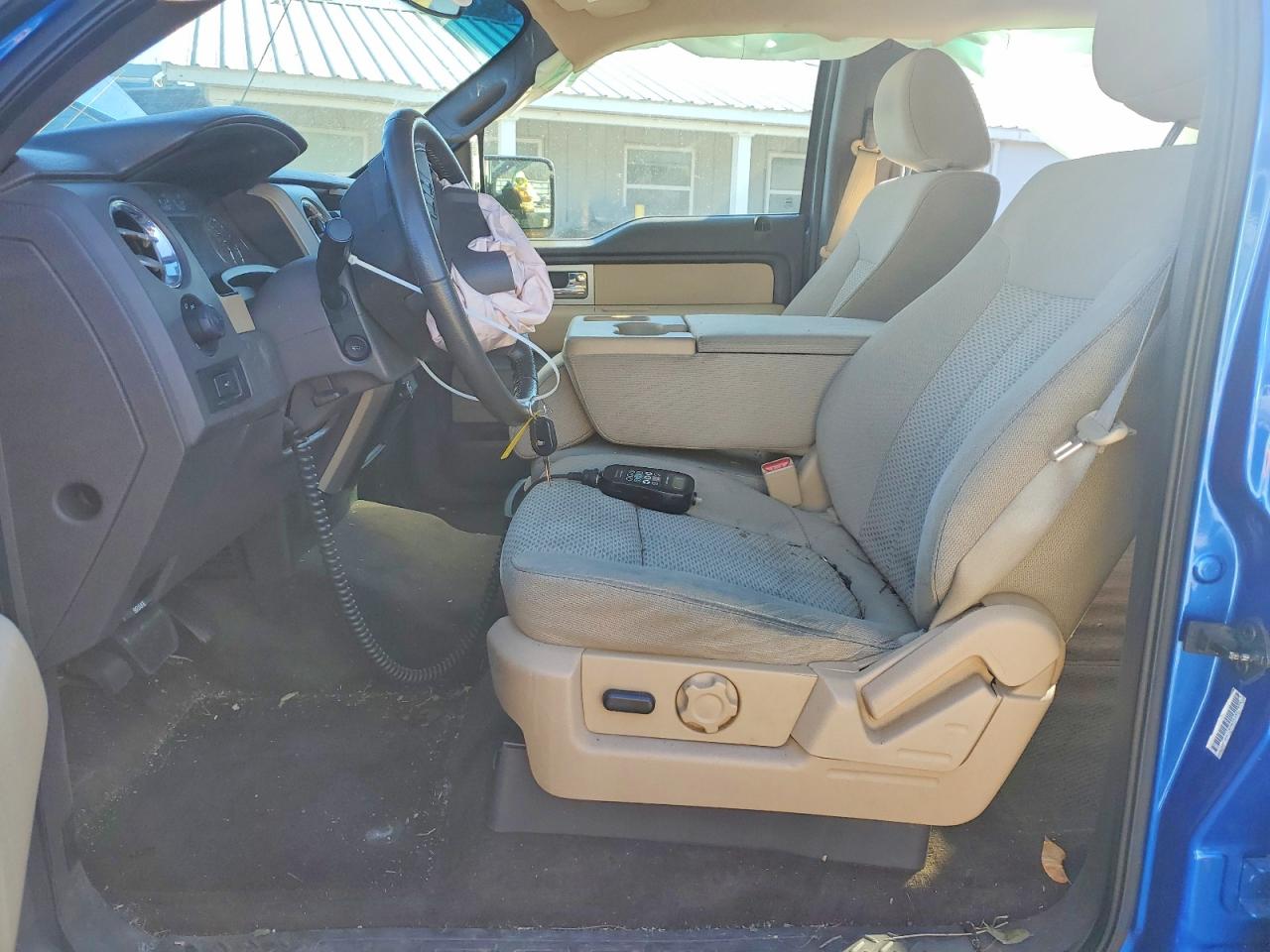 2011 FORD F-150