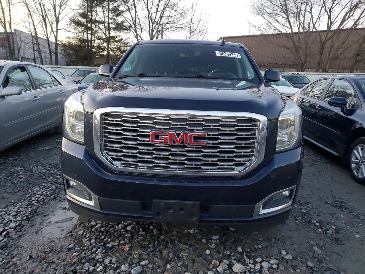 2019 GMC YUKON