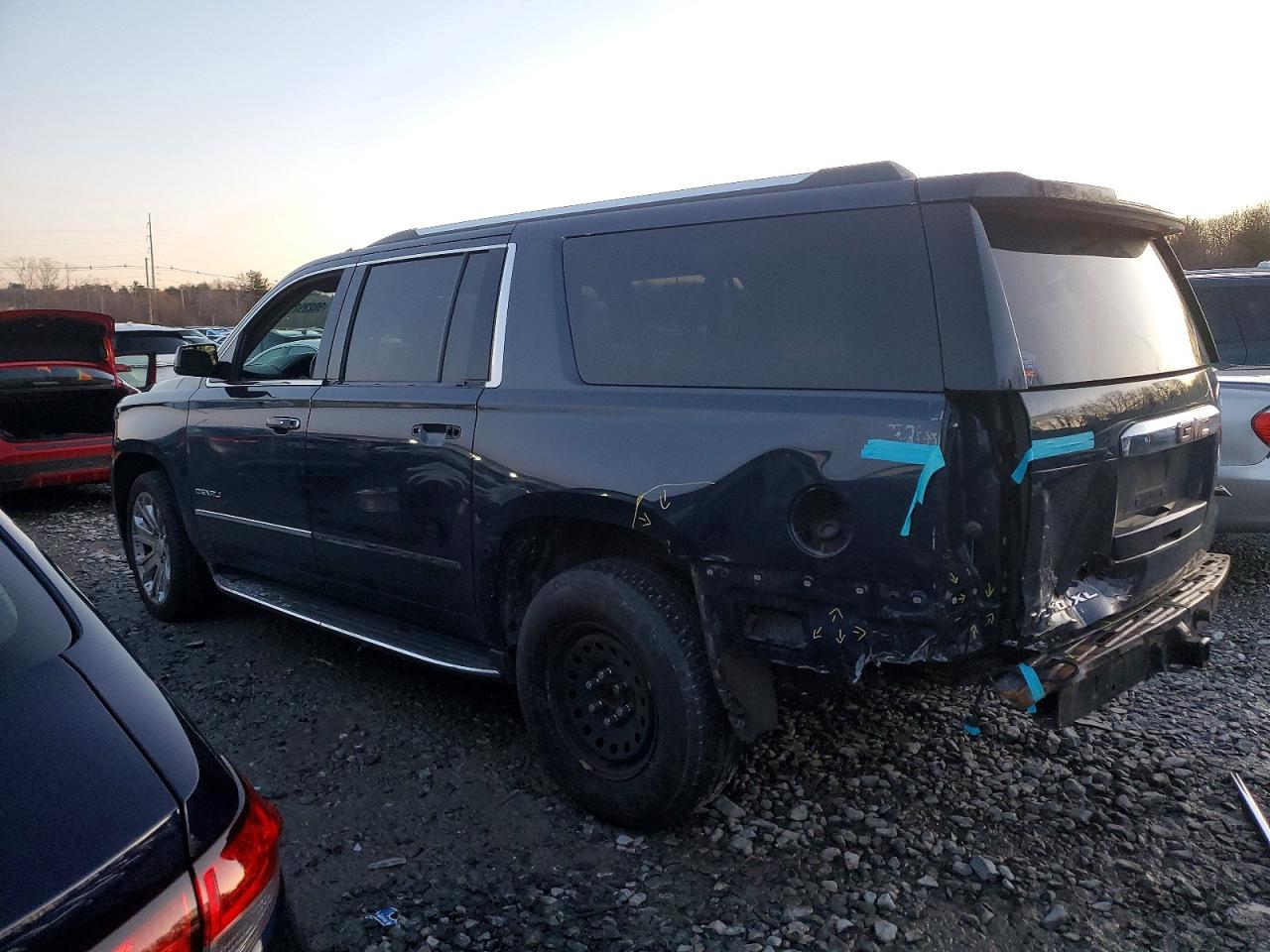 2019 GMC YUKON