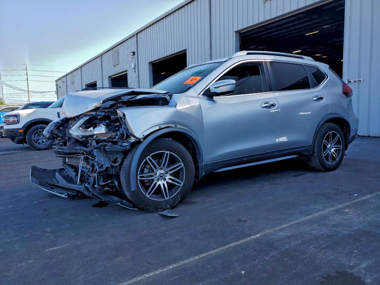2019 NISSAN ROGUE