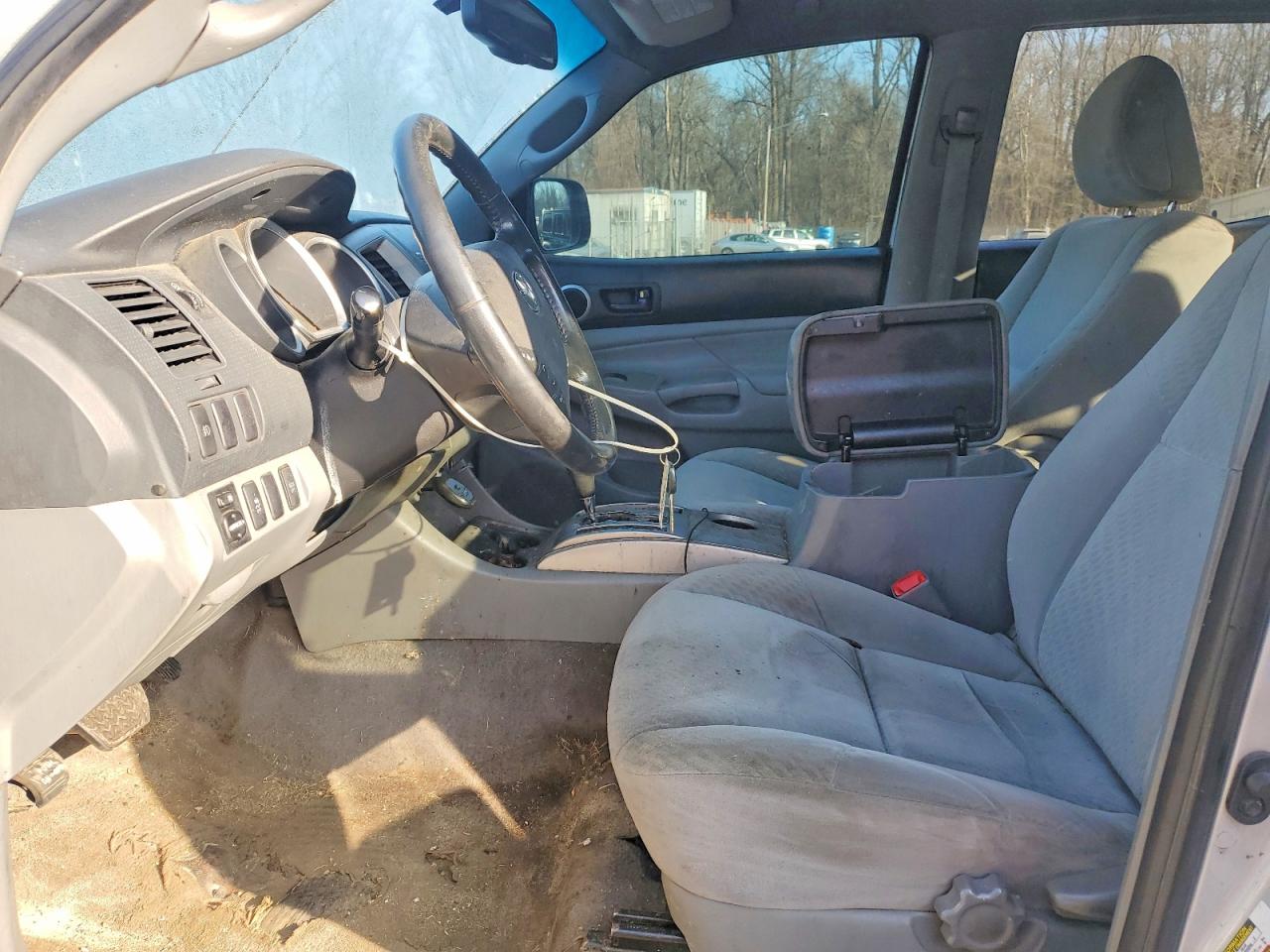 2010 TOYOTA TACOMA