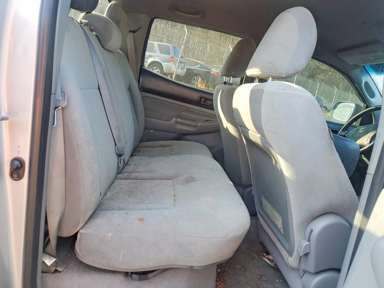 2010 TOYOTA TACOMA