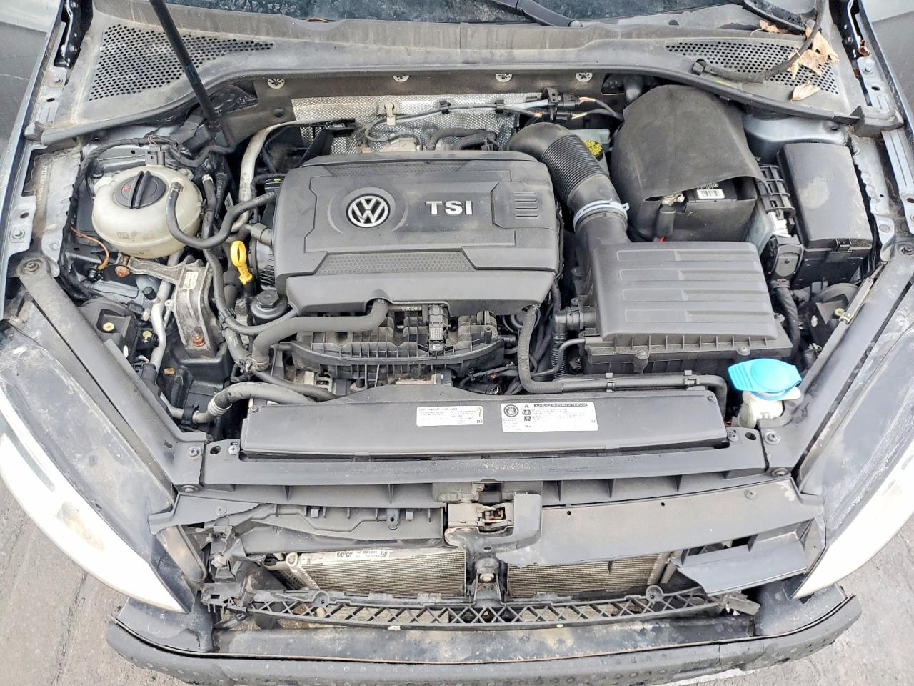 2015 VOLKSWAGEN GOLF