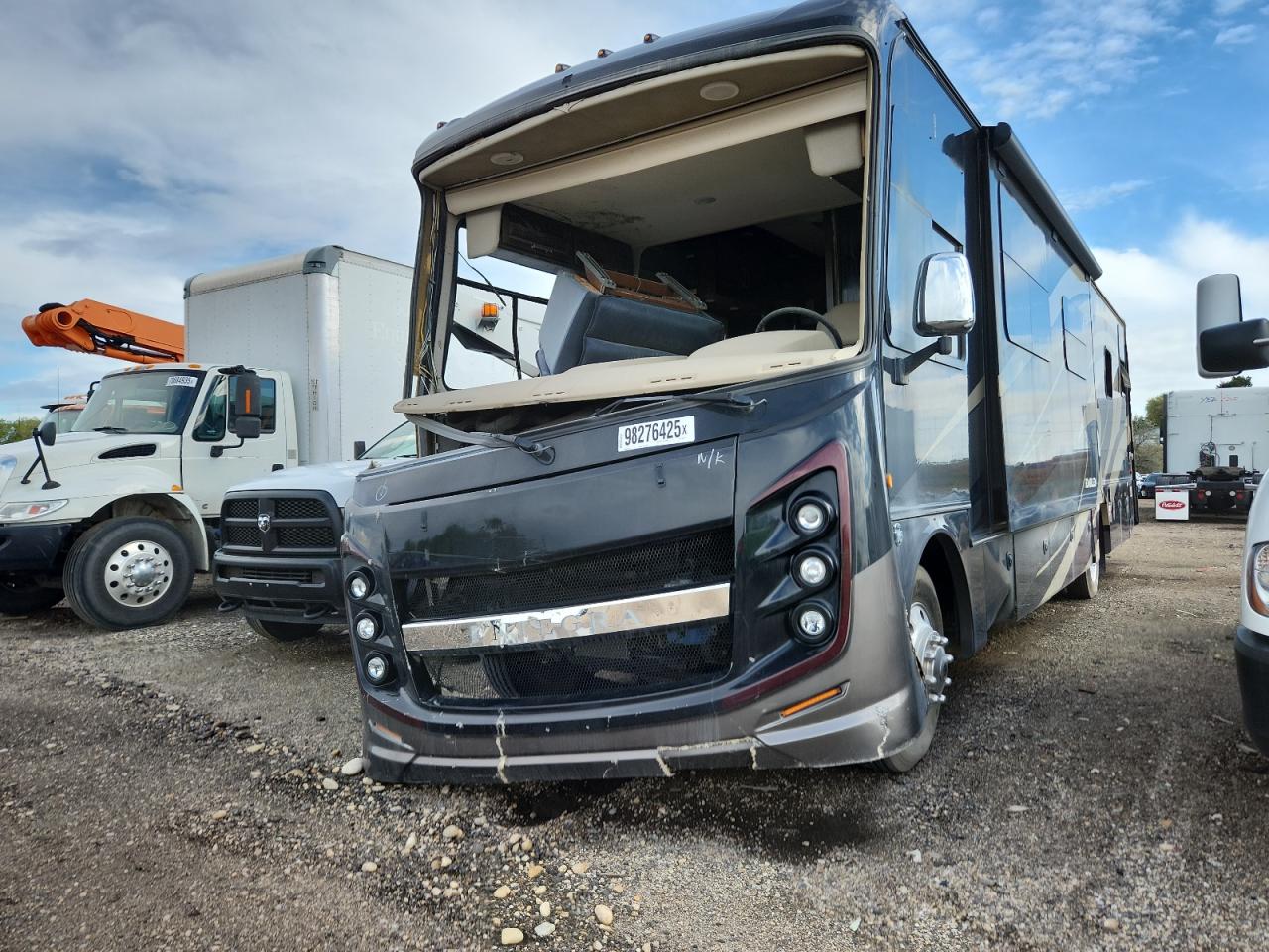 2019 FORD F530