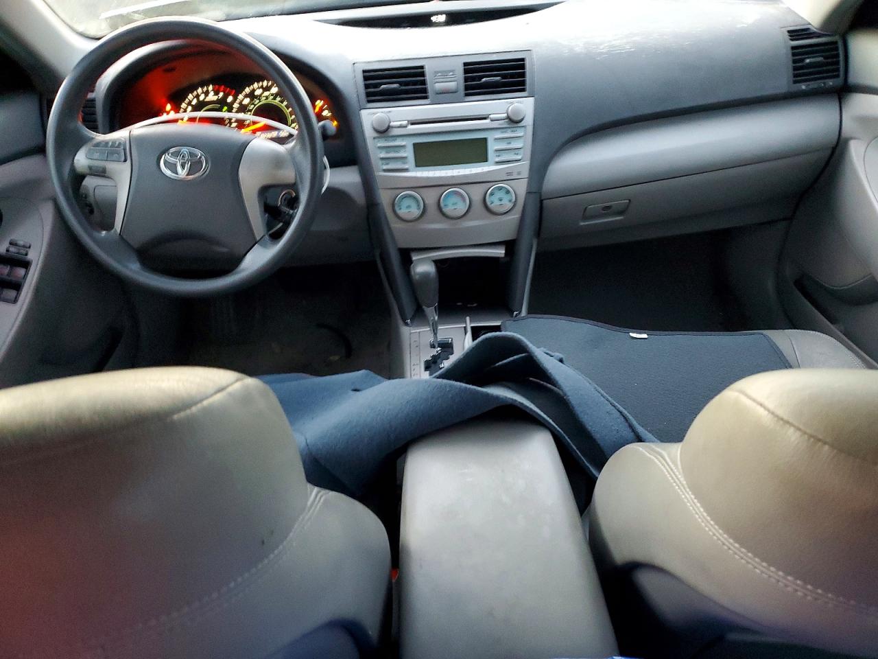 2009 TOYOTA CAMRY