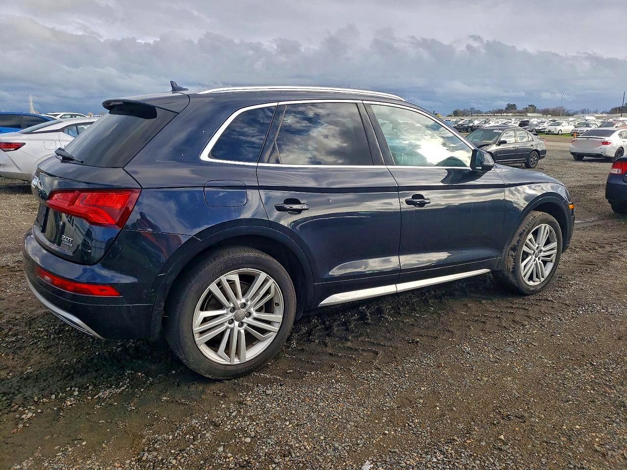 2018 AUDI Q5