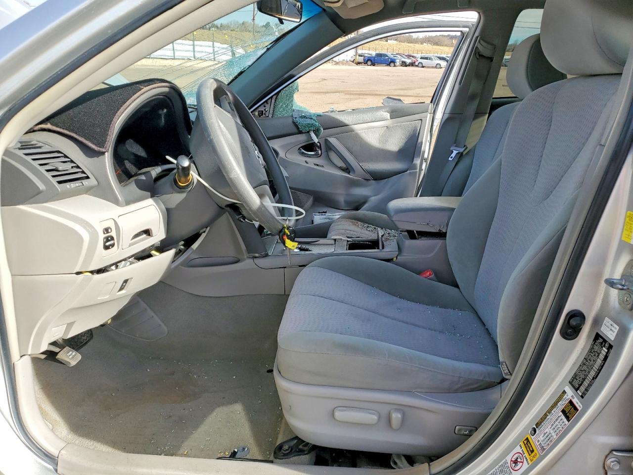 2011 TOYOTA CAMRY