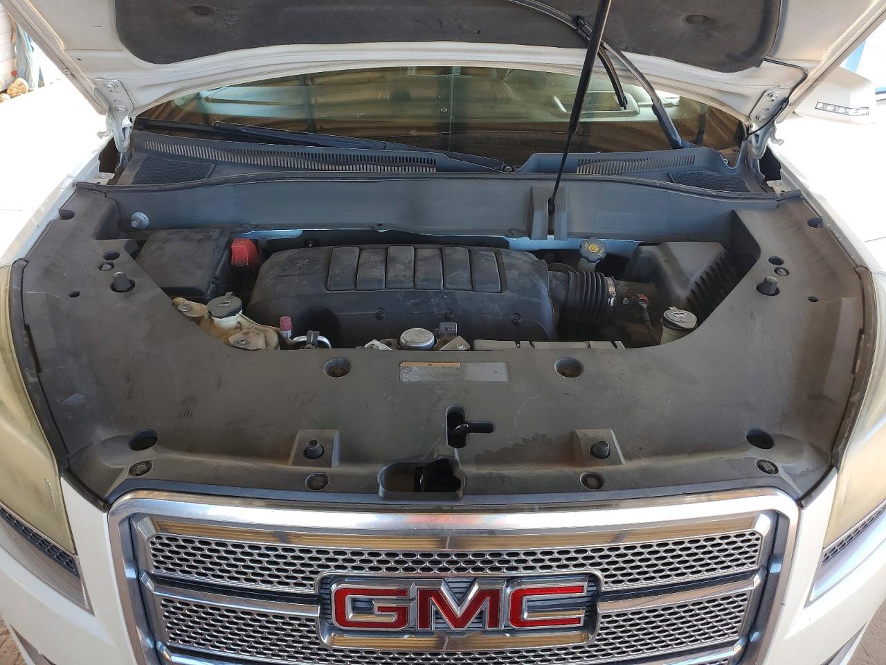 2013 GMC ACADIA DEN