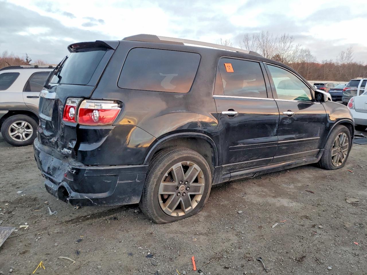 2011 GMC ACADIA DEN