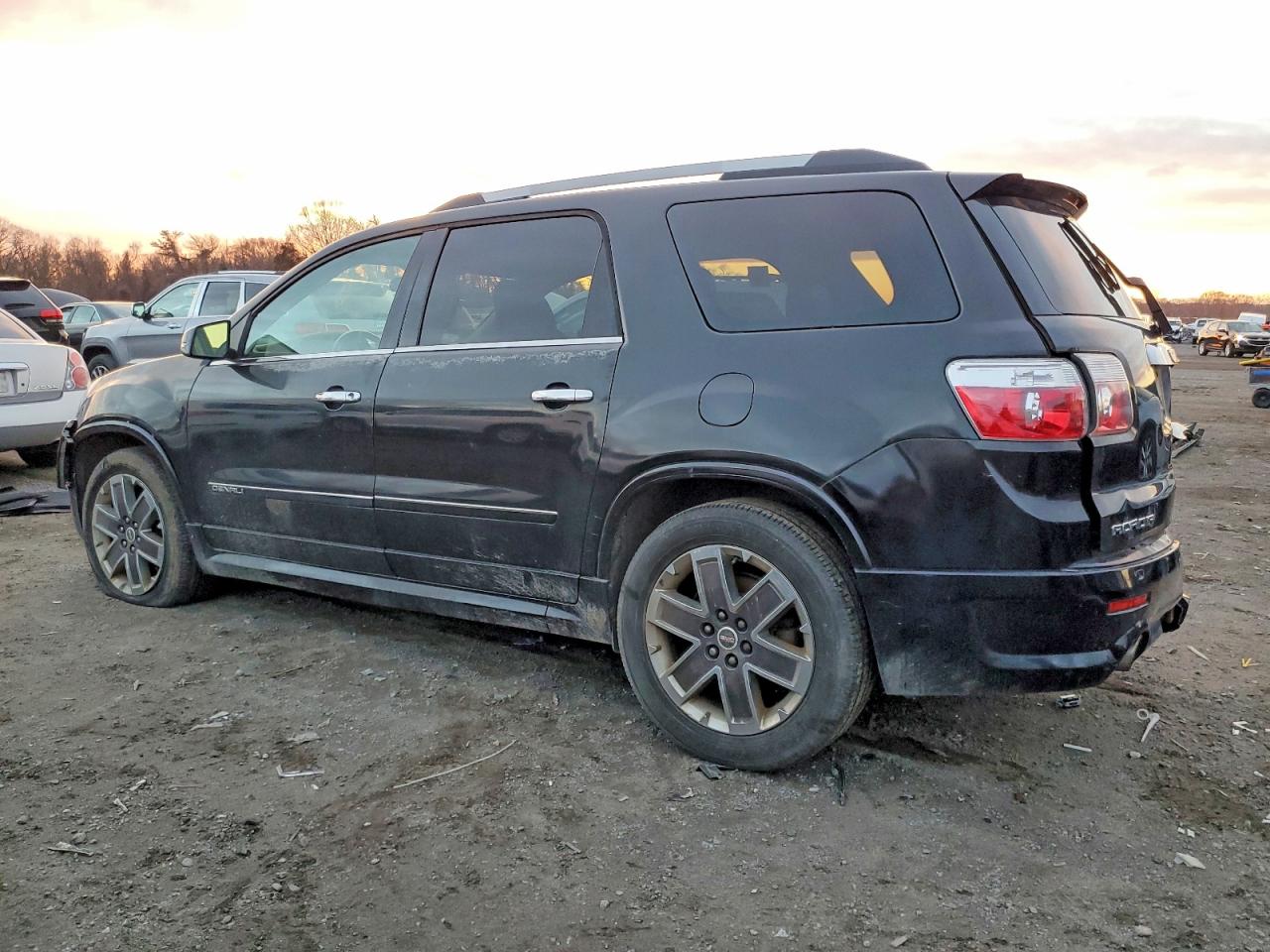 2011 GMC ACADIA DEN