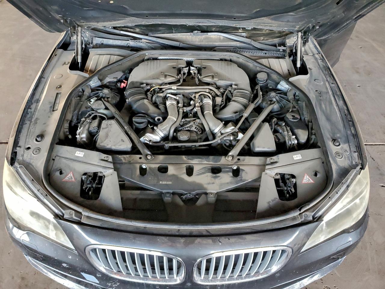 2013 BMW 7 SERIES