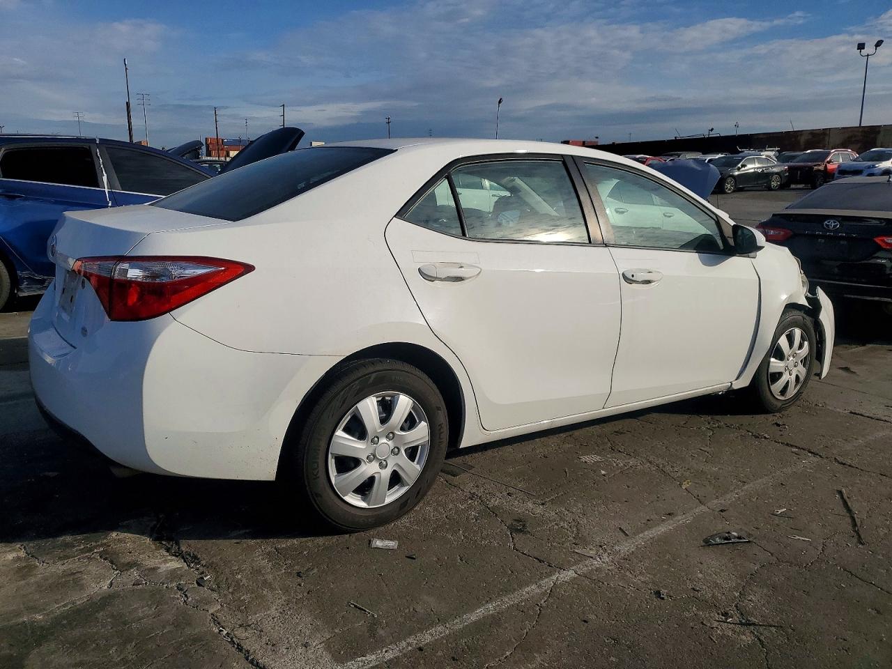 2015 TOYOTA COROLLA