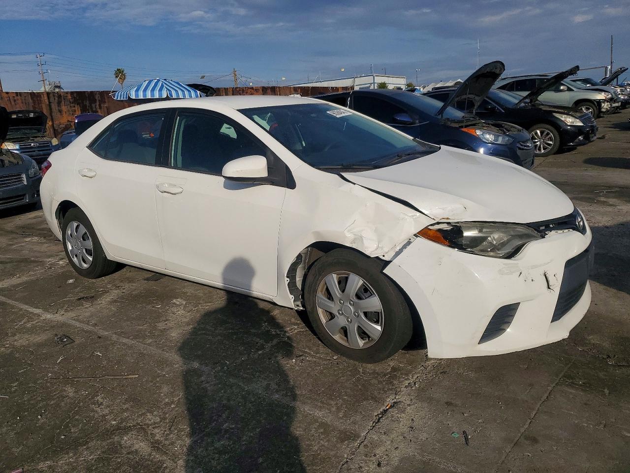 2015 TOYOTA COROLLA