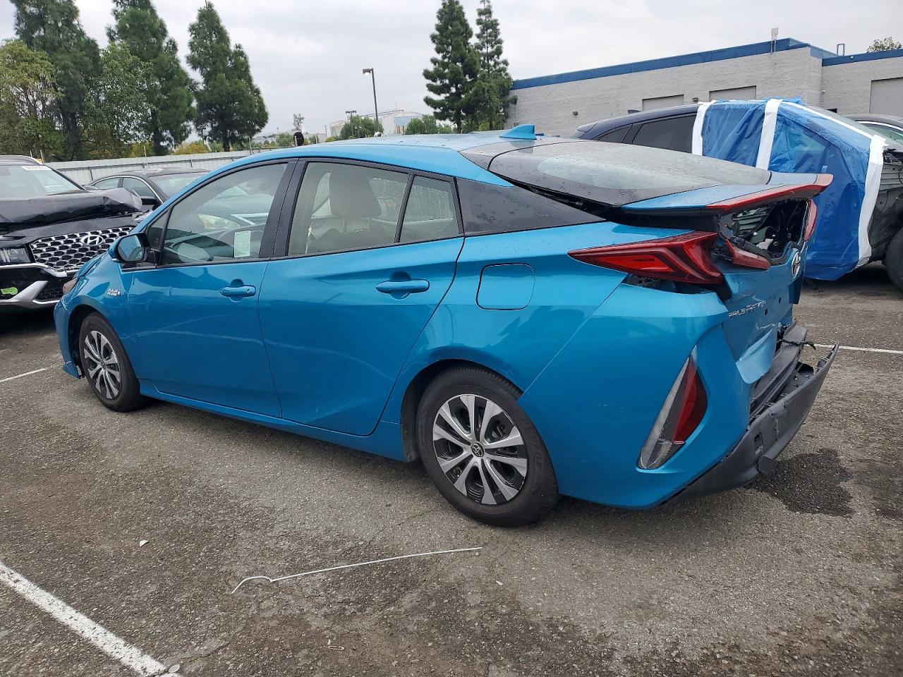 2017 TOYOTA PRIUS