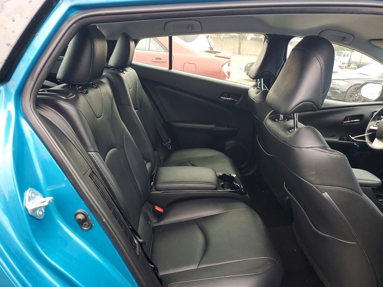 2017 TOYOTA PRIUS