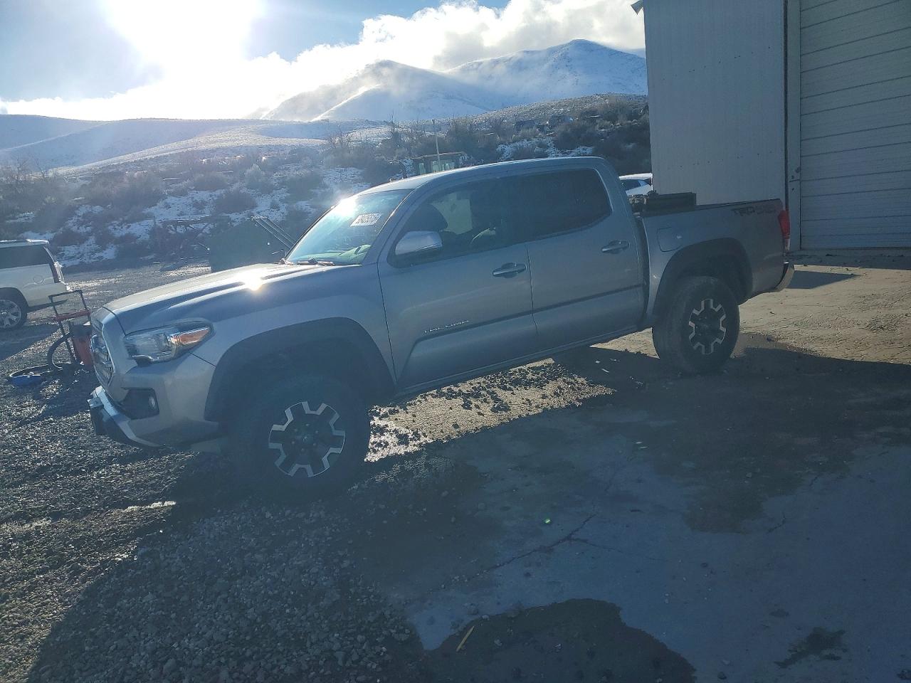 2017 TOYOTA TACOMA
