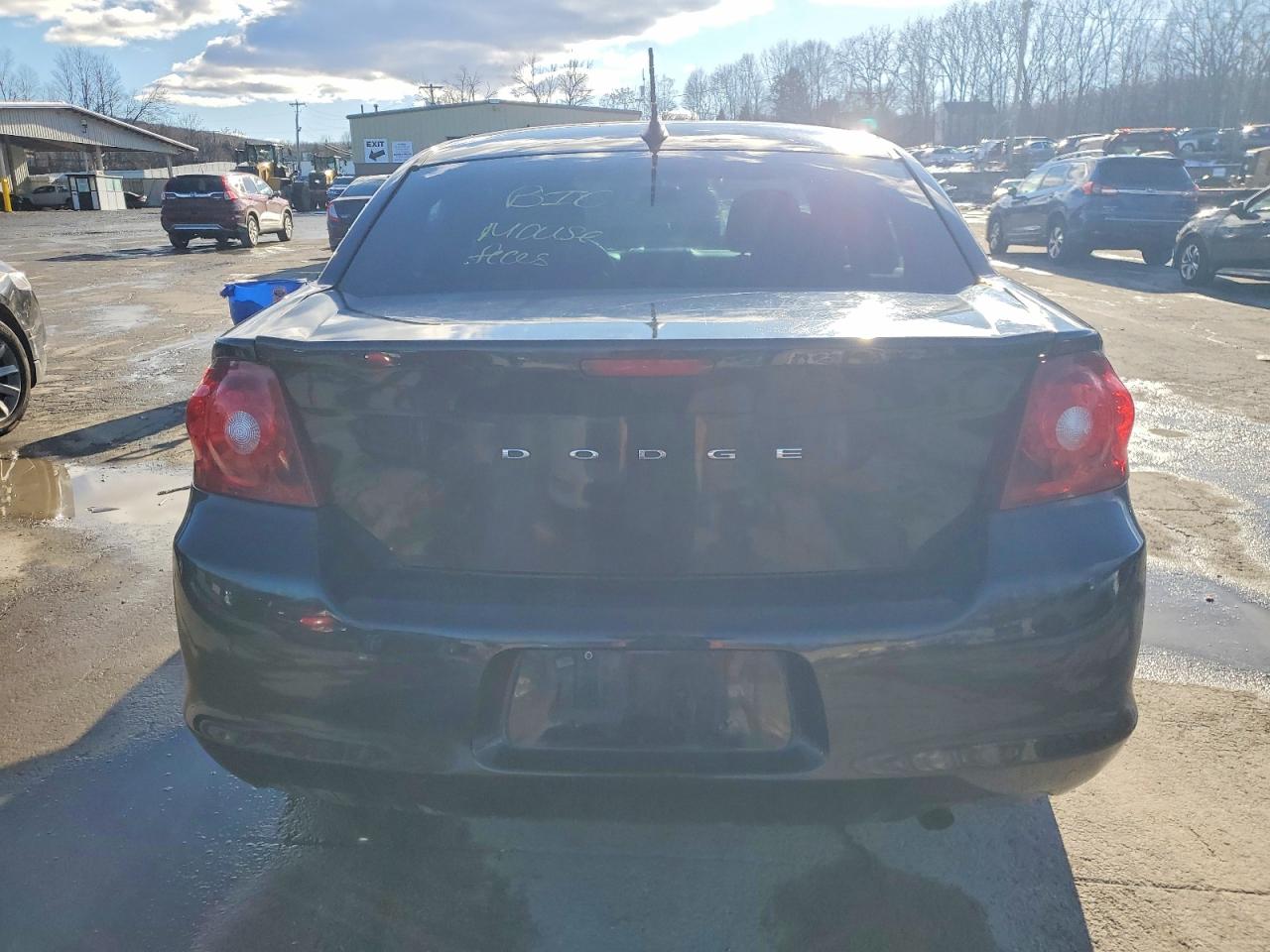 2012 DODGE AVENGER