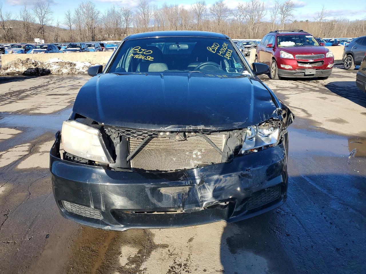 2012 DODGE AVENGER