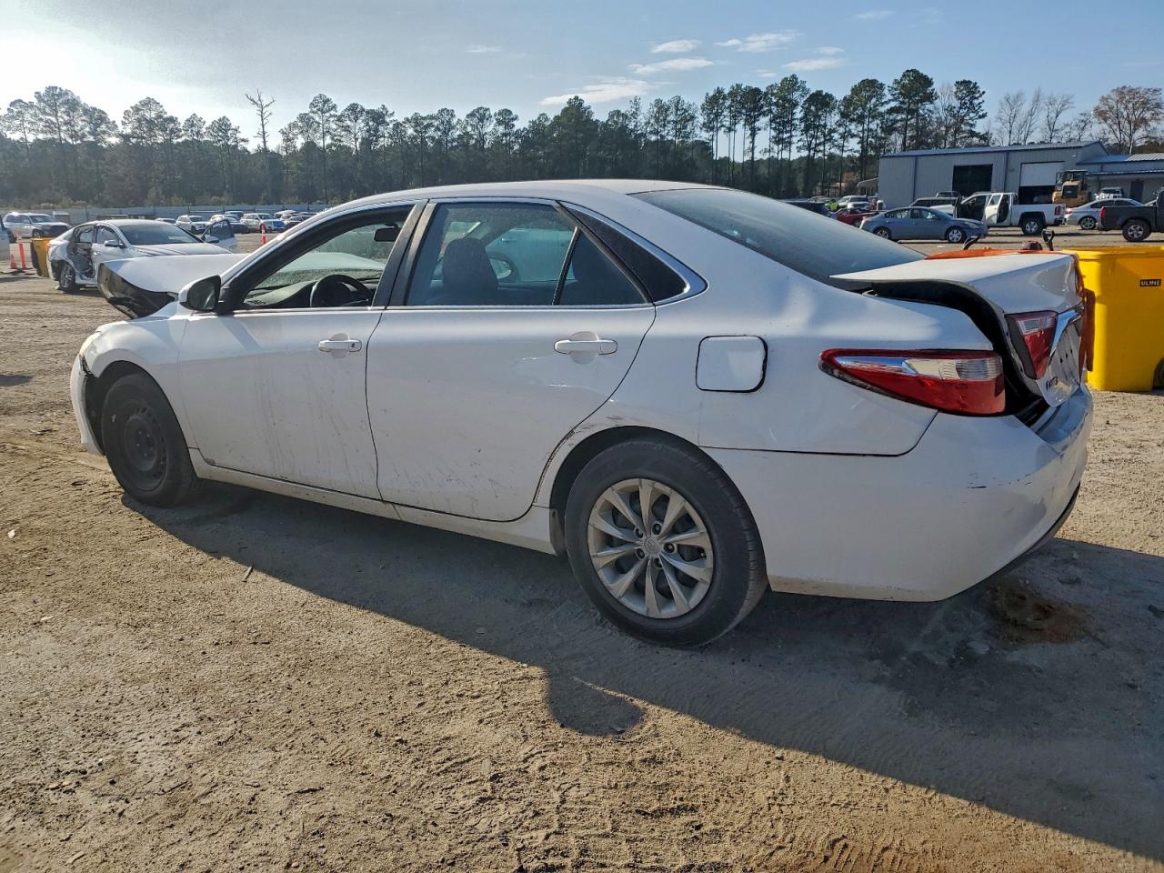 2016 TOYOTA CAMRY