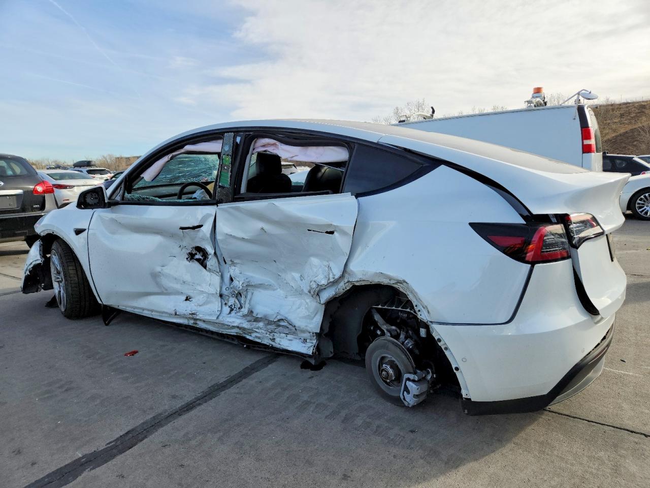 2022 TESLA MODEL Y