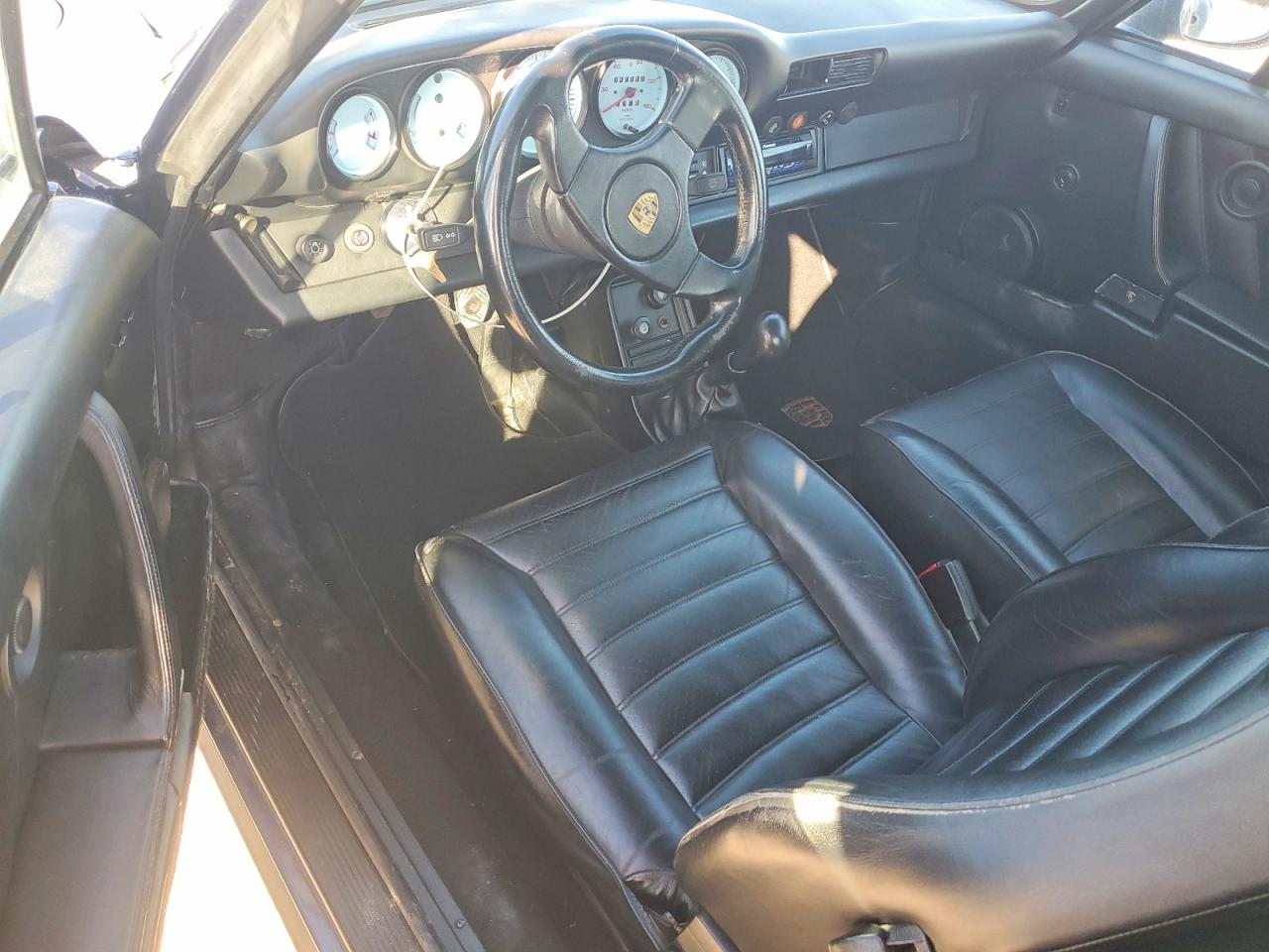 1977 PORSCHE 911