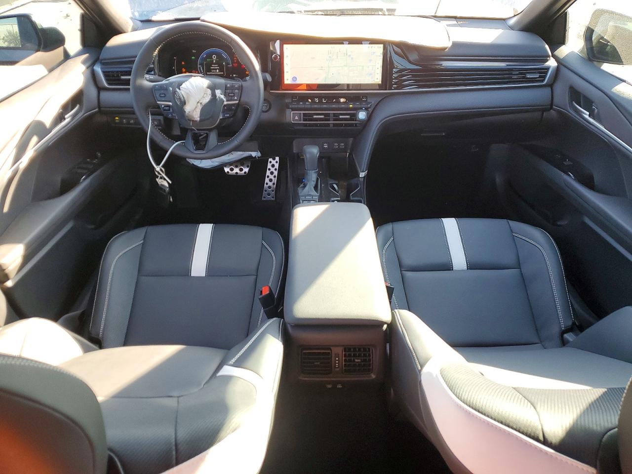 2026 TOYOTA CAMRY