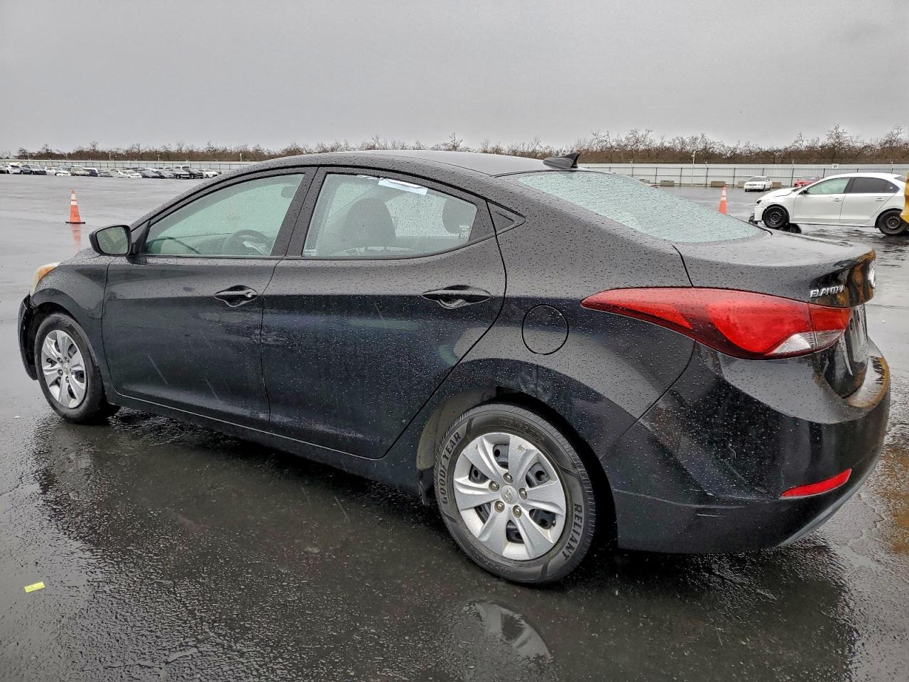 2016 HYUNDAI ELANTRA