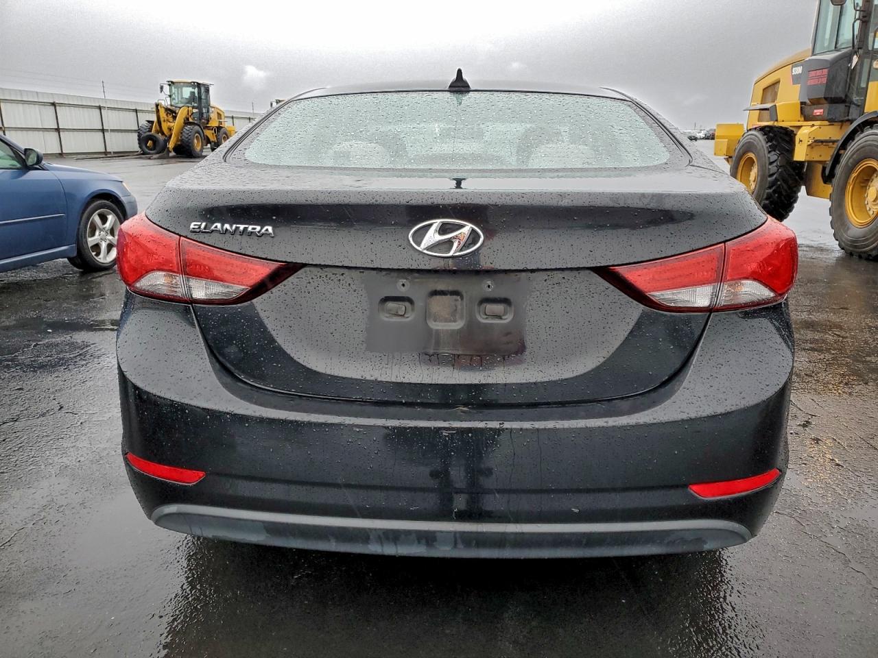 2016 HYUNDAI ELANTRA