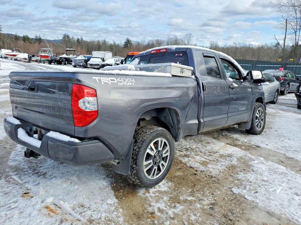2019 TOYOTA TUNDRA